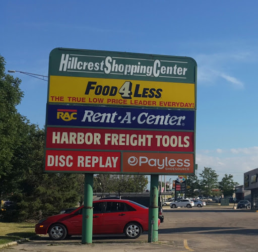 Shopping Mall «Hillcrest Shopping Center», reviews and photos, 1701 N Larkin Ave, Crest Hill, IL 60403, USA