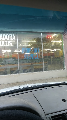 Laundromat «Amigo Laundry», reviews and photos, 3349 Country Club Dr W, Irving, TX 75038, USA