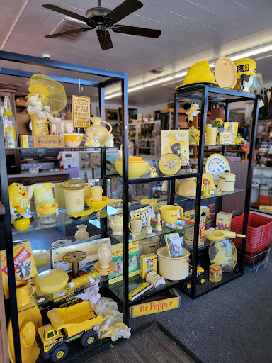 Clovis Antique Mall image