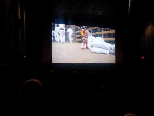 Movie Theater «Woodbury 10 Theatre», reviews and photos, 1470 Queens Dr, Woodbury, MN 55125, USA