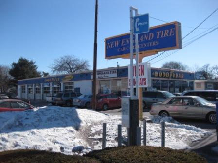 Auto Repair Shop «NEW ENGLAND TIRE Car Care Centers - Warwick», reviews and photos, 1590 Warwick Ave, Warwick, RI 02889, USA