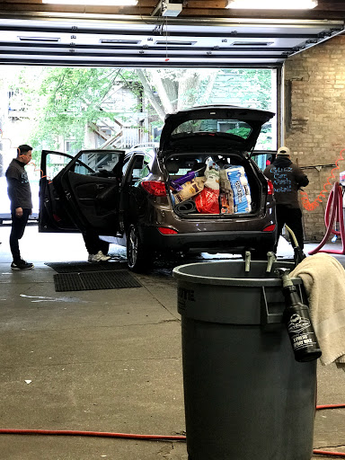 Car Wash «Glitz Car Wash», reviews and photos, 2511 W Augusta Blvd, Chicago, IL 60622, USA