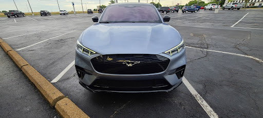 Ford Dealer «Roberts Motors», reviews and photos, 4350 N Alby St, Alton, IL 62002, USA