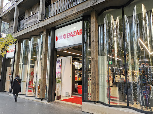 Maxi Bazar à Paris