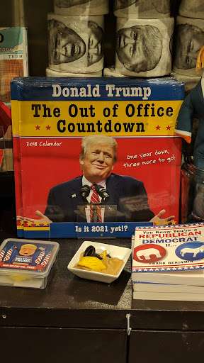 Gift Shop «Fireworks Gallery», reviews and photos, 196 Bellevue Way NE, Bellevue, WA 98004, USA