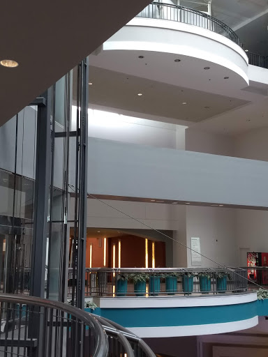 Movie Theater «Regal Cinemas Destiny USA 19 IMAX & RPX», reviews and photos, 9586 Destiny USA Dr, Syracuse, NY 13204, USA