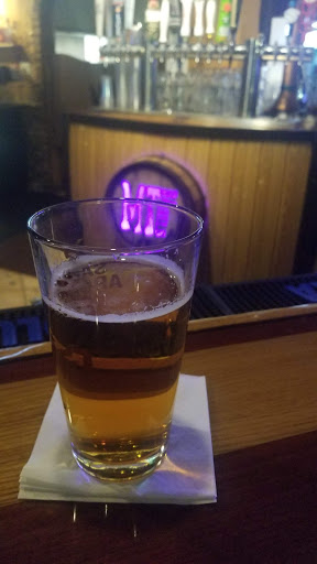 Bar «MT Barrels», reviews and photos, 1712 W Wise Rd, Schaumburg, IL 60193, USA