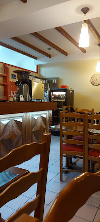 Atmosphère du Restaurant-pizzeria Chez Deniz à Saint-Jean-de-Maurienne - n°1