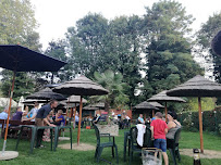 Atmosphère du Restaurant Le Kiosque Bar du Lac à Pierrefonds - n°13