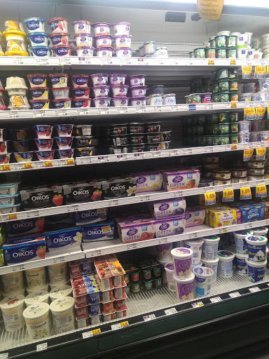 Grocery Store «Quality Food Center», reviews and photos, 1801 N 45th St, Seattle, WA 98103, USA