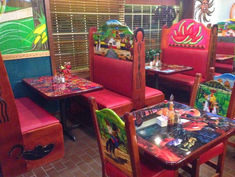 Los Compadres Méxican Restaurant 82716