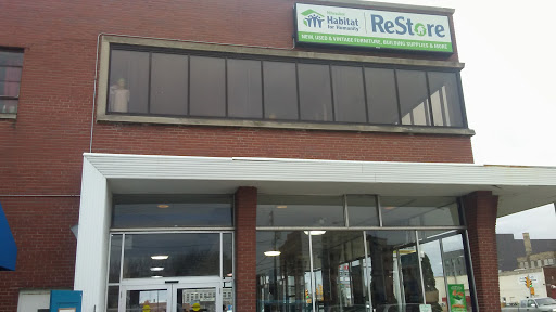 Donations Center «Milwaukee Habitat for Humanity ReStore», reviews and photos