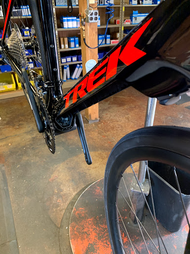 Bicycle Store «Bike Gallery - Beaverton», reviews and photos, 12345 SW Canyon Rd, Beaverton, OR 97005, USA