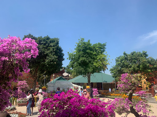 Top 20 mẫu cửa hàng đẹp Huyện Tịnh Biên An Giang 2022