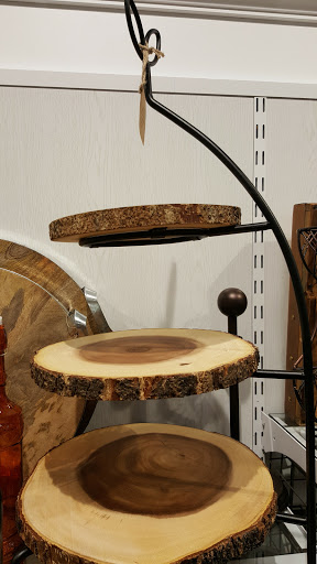 Department Store «Nordstrom Rack Shops At Orchard Place», reviews and photos, 9625 Skokie Blvd, Skokie, IL 60077, USA