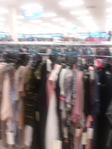 Clothing Store «Ross Dress for Less», reviews and photos, 1388 E Main St, Woodland, CA 95776, USA