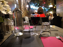 Atmosphère du Restaurant méditerranéen La Pergùla - Restaurant Arles - n°9