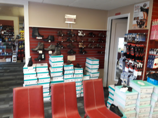 Boot Repair Shop «Lacey Shoe Repair», reviews and photos, 4219 Pacific Ave SE, Lacey, WA 98503, USA