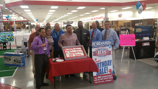 Appliance Store «P.C. Richard & Son», reviews and photos, 19 Universal Dr, North Haven, CT 06473, USA