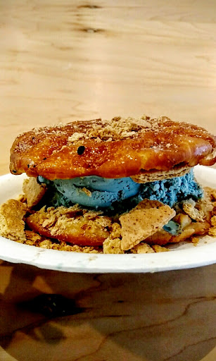 Ice Cream Shop «The Parlor Ice Cream Puffs», reviews and photos, 1490 Eureka Rd #170, Roseville, CA 95661, USA