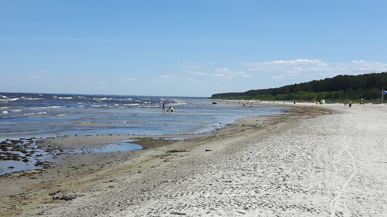 Valokuva Jaunkemeru pludmaleista. mukavuudet alueella