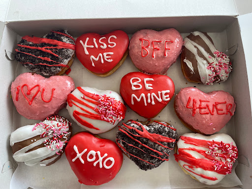 Donut Shop «The Donut Palace», reviews and photos, 20149 Pioneer Blvd, Lakewood, CA 90715, USA