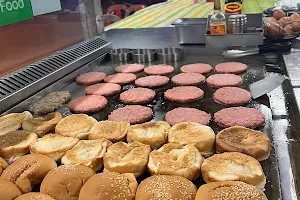 Burger Royal image