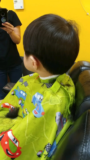 Barber Shop «Centreville Crossing Barber Shop», reviews and photos, 13826 Braddock Rd, Centreville, VA 20121, USA