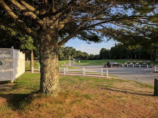 Country Club «Squirrel Run Country Club», reviews and photos, 32 Elderberry Dr, Plymouth, MA 02360, USA