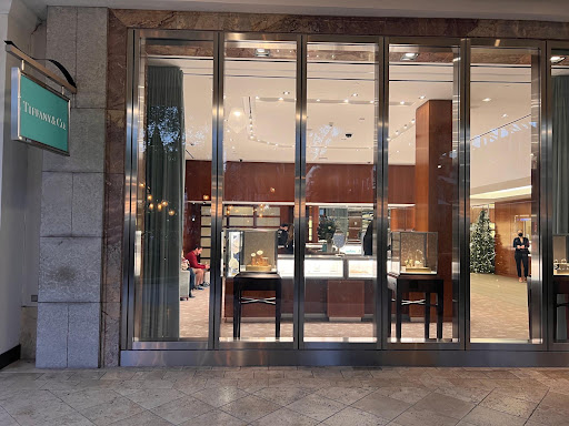 Jewelry Store «Tiffany & Co.», reviews and photos, 342 San Lorenzo Ave, Coral Gables, FL 33146, USA