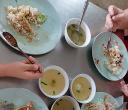 น้องเก๋ ข้าวมันไก่ photo