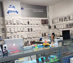 central de tecnología móvil photo