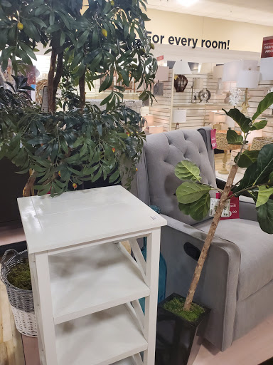 Department Store «HomeGoods», reviews and photos, 8200 Renaissance Pkwy #103, Durham, NC 27713, USA