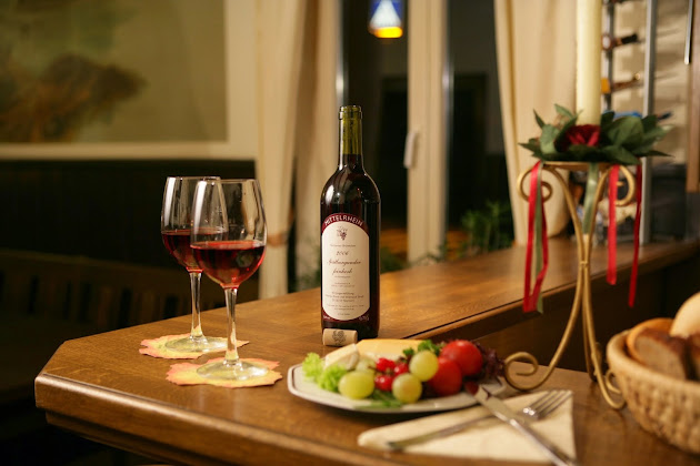 Plats et boissons hôtels Nassauer Hof Loreley - Hotel - Frühstücken - Feiern 56346 Sankt Goarshausen