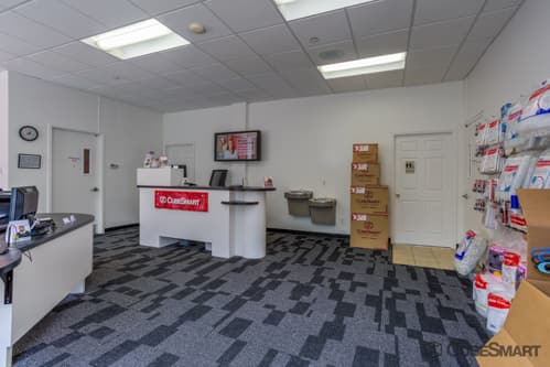 Self-Storage Facility «CubeSmart Self Storage», reviews and photos, 35 Winthrop Ave, New Rochelle, NY 10801, USA