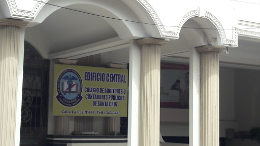 Edificio Central Colegio De Auditores O Contadores Publicos De Santa Cruz