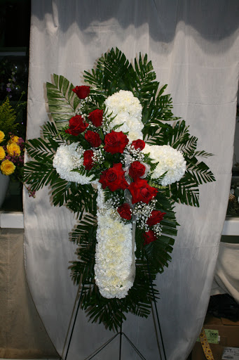 Florist «Greenlawn Florist», reviews and photos, 841 Pulaski Rd, Greenlawn, NY 11740, USA