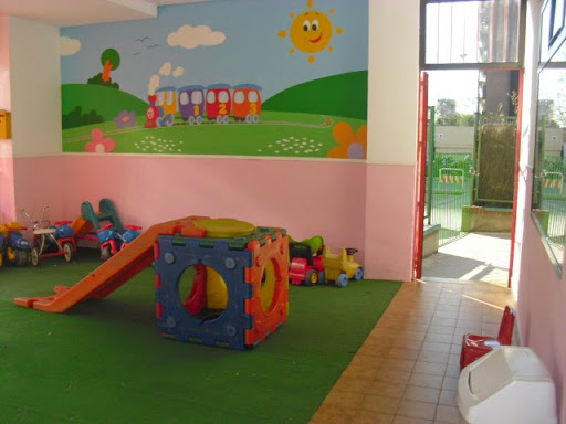 Escuela Infantil Tren De Los Niños