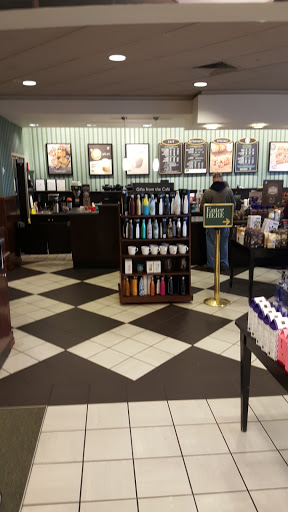 Book Store «Barnes & Noble», reviews and photos, 1980 N Dixie Hwy, Elizabethtown, KY 42701, USA