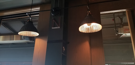 Pizza Restaurant «Market North End», reviews and photos, 474 N Old Woodward Ave, Birmingham, MI 48009, USA