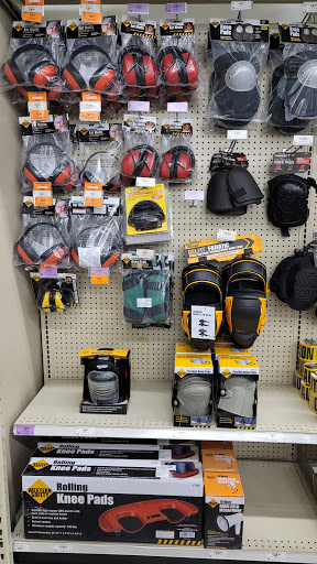 Hardware Store «Harbor Freight Tools», reviews and photos, 433 W Lake Mead Pkwy, Henderson, NV 89015, USA