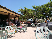 Atmosphère du Restaurant français L'acciaro plage à Porto-Vecchio - n°10