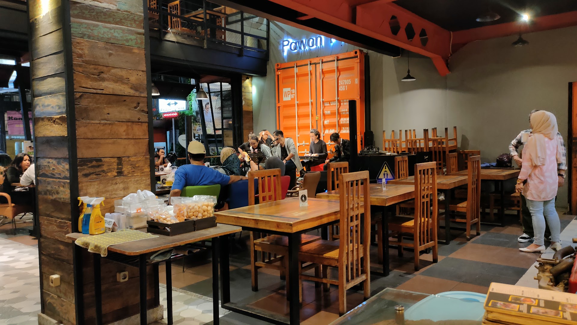 Gambar Pawon Pitoe Cafe Lengkong