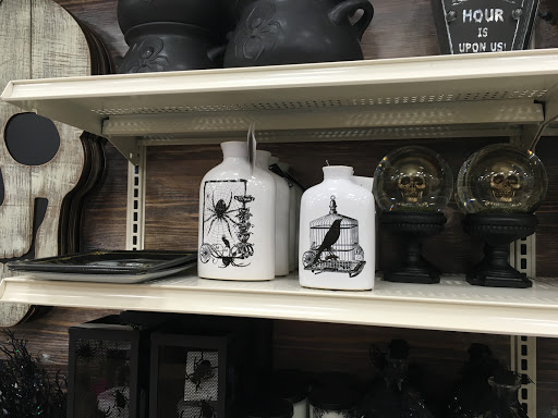 Craft Store «Michaels», reviews and photos, 170 Universal Dr N, North Haven, CT 06473, USA