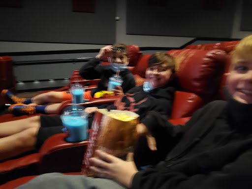 Movie Theater «AMC Starplex Southington 12», reviews and photos, 1821 Meriden-Waterbury Turnpike, Southington, CT 06489, USA