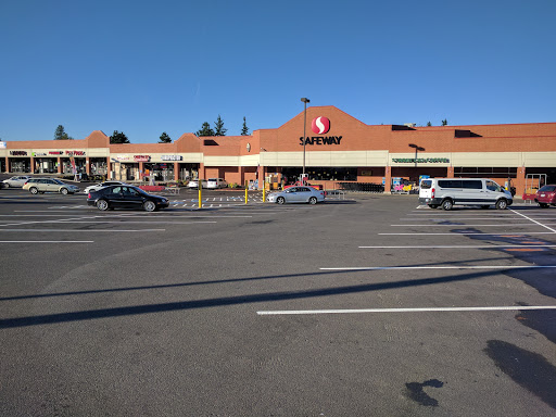 Grocery Store «Safeway», reviews and photos, 12032 SE Sunnyside Rd, Clackamas, OR 97015, USA