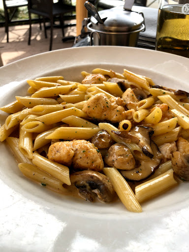 Restaurant «The Cheesecake Factory», reviews and photos, 21076 Dulles Town Cir, Sterling, VA 20166, USA