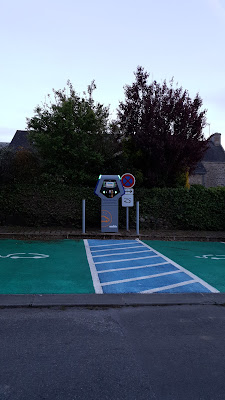 Borne électrique à Erdeven
