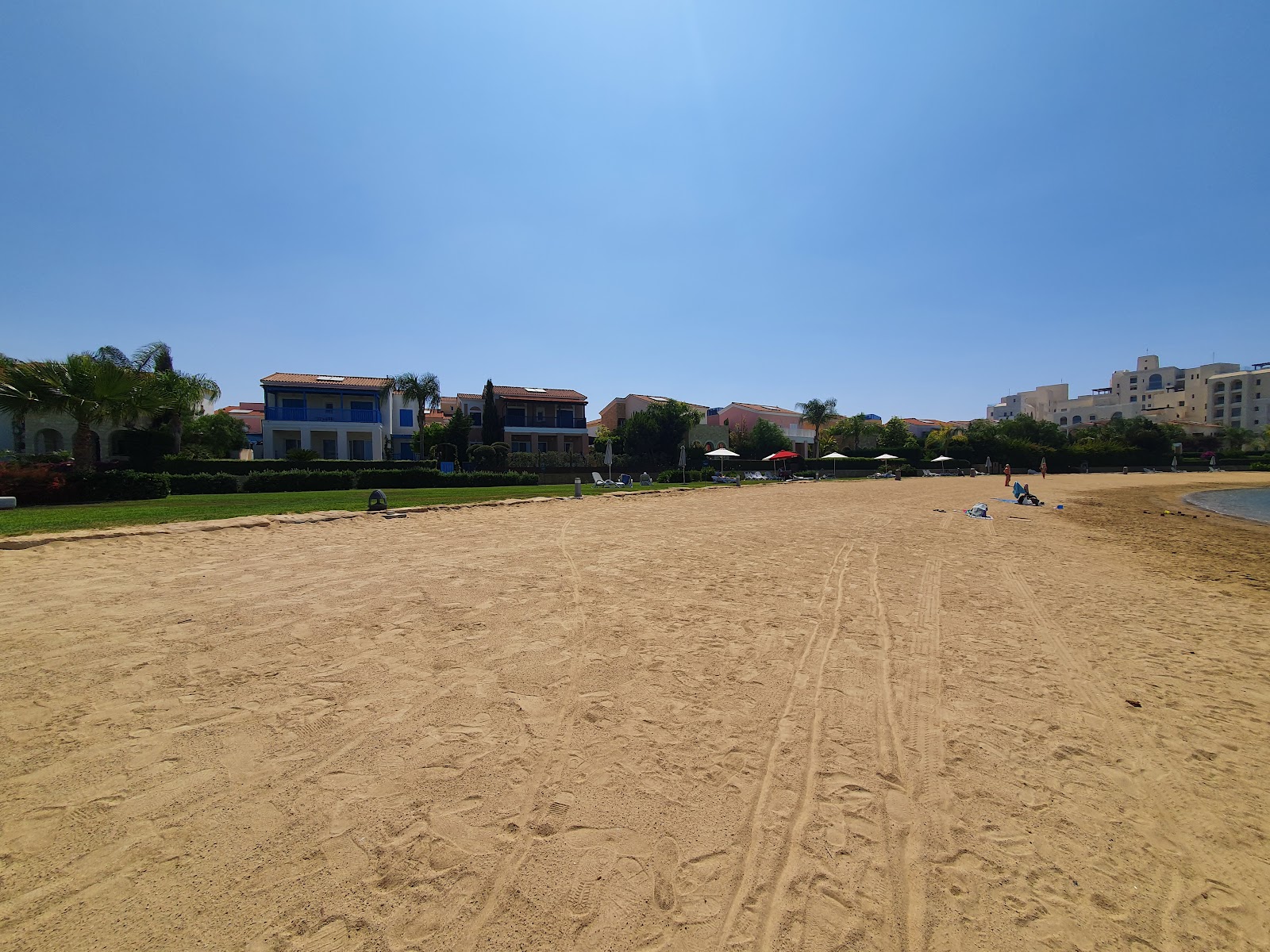 Limassol Marina Beach'in fotoğrafı ve yerleşim
