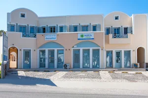Santorini Medlife Clinic - Ιδιωτικό πολυιατρείο σαντορίνης image